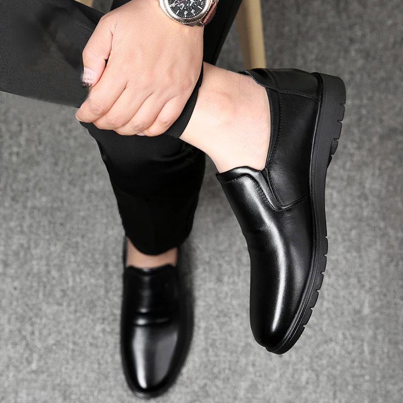 Men's Leather Shoes Middle-aged Men's Shoes Spring and Autumn Leather Business Casual Breathable Soft Sole Middle-aged Dad Shoes