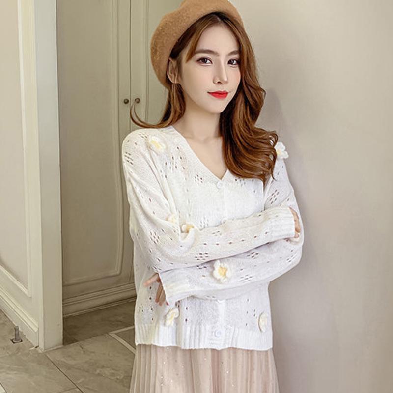 Spring  Autumn Flowers Knitted Cardigan Women's Loose Fashion Casual Long Sleeve V-neck Sweater Jacket