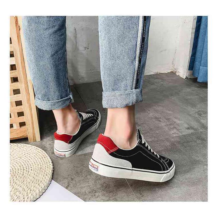 Canvas Fabric Man Sneakers Shoes Slip Resistance Autumn Luxury Men's Casual Shoes Flats Male Vulcanize Shoes Men