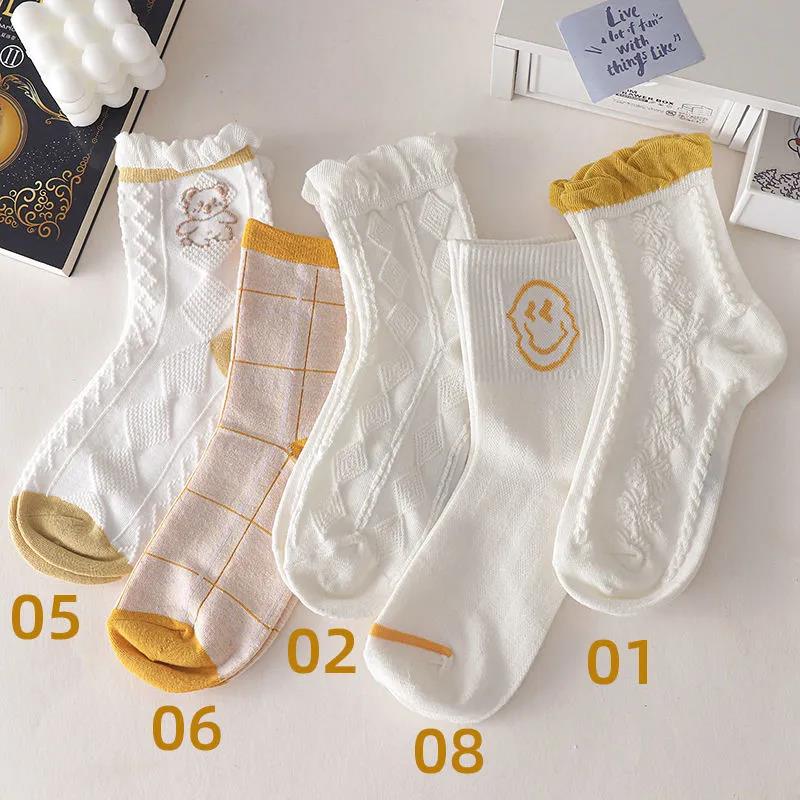 Six Pairs of Women's Socks Fashion Print Cartoon Pattern Socks Winter Thick Warm Pile Socks