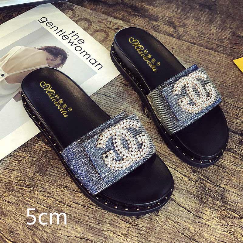 Women Summer Fashion Ladies Large Size Thick Sponge Cake Bottom Beach Seaside Sandals and Slippers