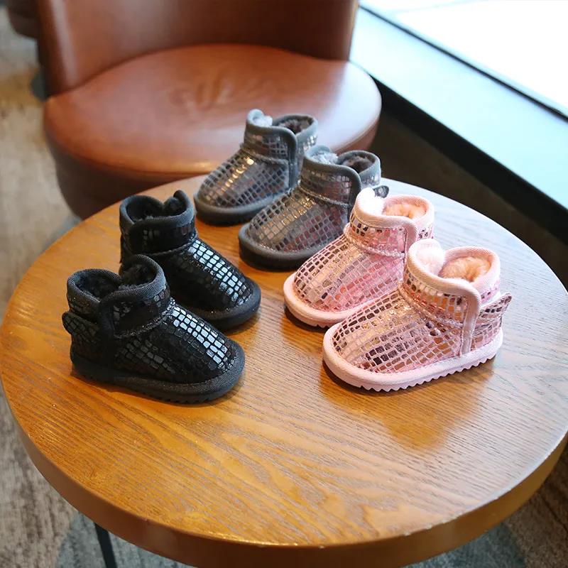 Children's Snow Boots Winter 0-3-year-old Female Baby Cotton Shoes Men's Plush Baby Soft Sole Warm Walking Shoes