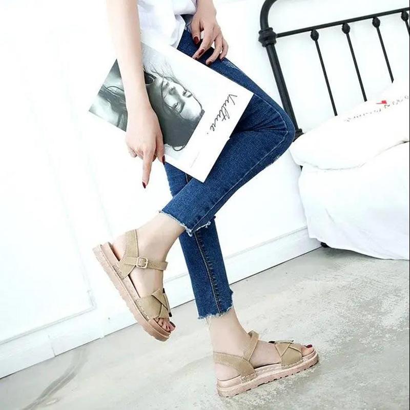Roman Sandals Female Students Summer Wild Korean Version of The Word Buckle Flat Female Sandals Platform Platform Shoes