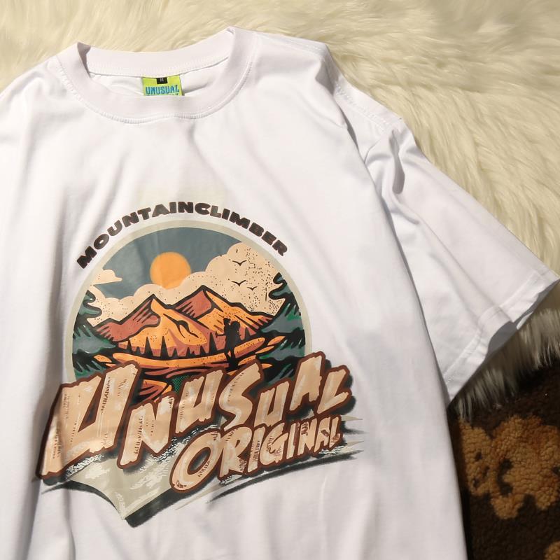 Spring and Summer New Street Hip-hop T-shirt Men and Women Loose Cotton Short Sleeves