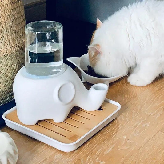 Cat Not Wet Chin Elephant Drinking Fountain Garfield Big Face Cat Drinking Bowl Anti-tipping and Anti-moisture Ceramics Watering Bowl