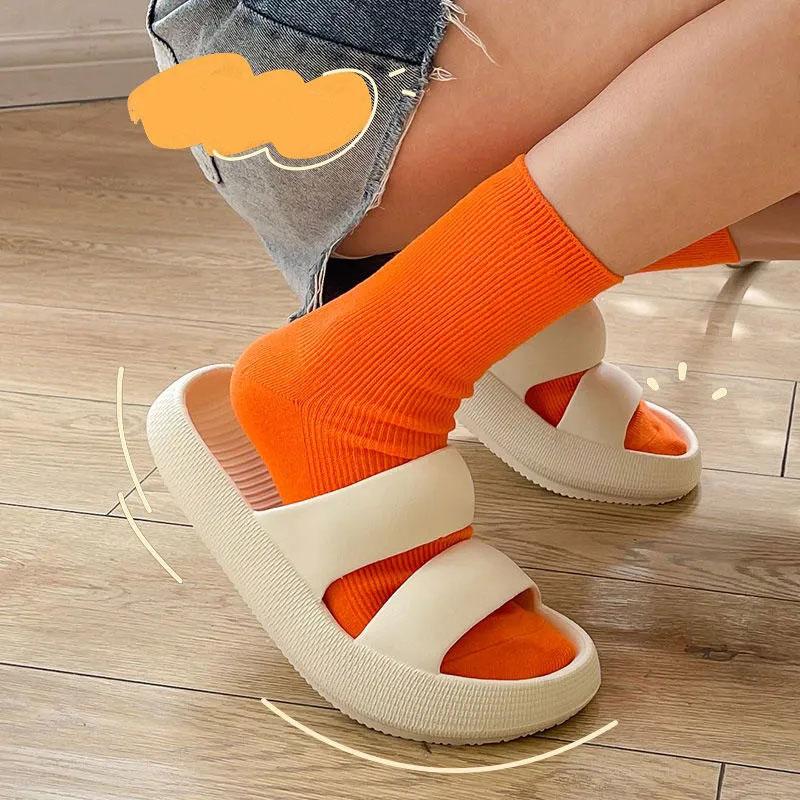 Unisex Slippers Women's Outer Wear Stepping on Shit Touching Flip-flops Bath Non-slip Thick Bottom Sandals Summer Men's Slippers