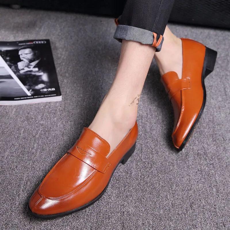 Men's Leather Shoes Soft Sole Large Size Youth Casual Pointed Toe Leather Shoes Slip-On Wedding Groom Breathable Simple Business Leather Shoes