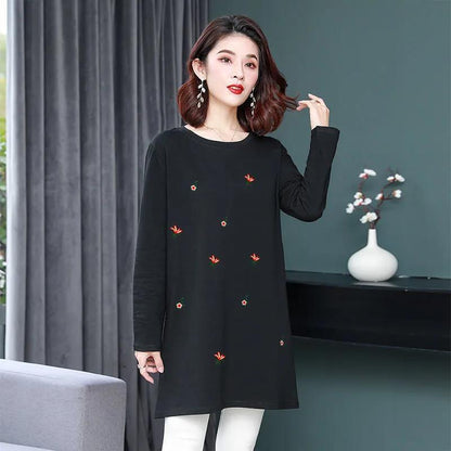 Women's Clothing Autumn and Spring Ladies Round neck Flower embroidery Long-sleeved Casual Loose T-shirt Pullover