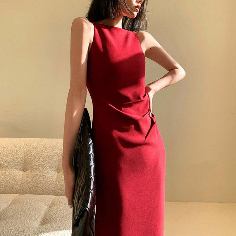 Red Suspender Dress Summer 2021 New Popular Sexy Slim Slimming Outer Wear One Word Collar French Sleeveless