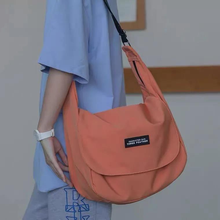 Messenger Bag Men's Japanese Casual Large-capacity Fashion Brand Shoulder Bag Ins Super Fire Boys Travel Simple Shoulder Bag Female