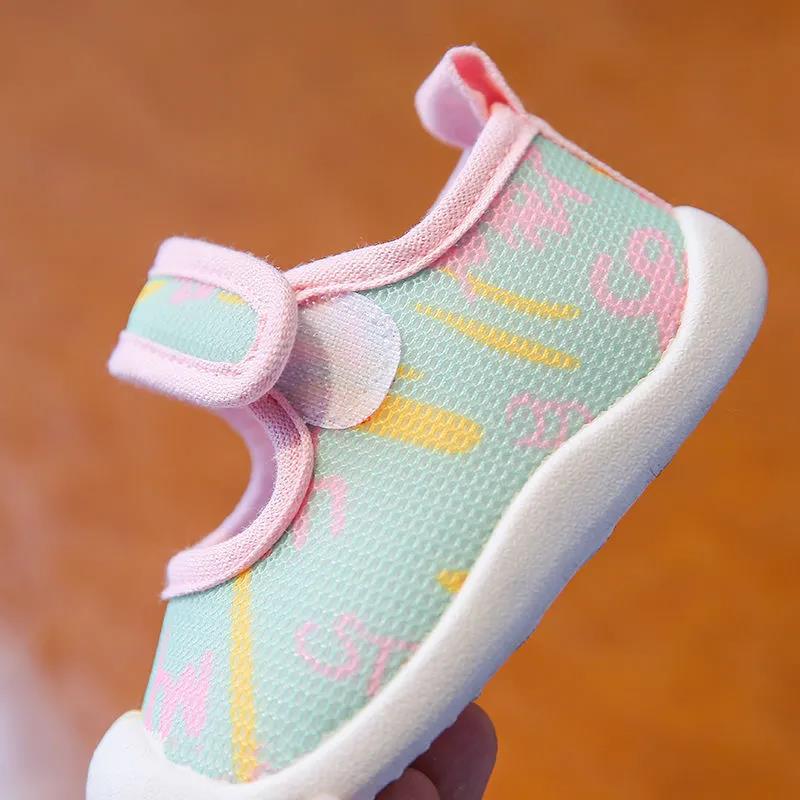 Baby's Summer Shoes Soft Soled Baby Walking Simple Light Shoes Children's Antiskid and Kickproof Flat Shoes