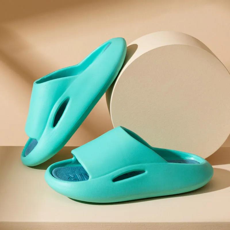 Summer Men's and Women's Slippers To Wear Outside The Bathroom with Non-slip Thick Bottom Wear-resistant Couple Slippers