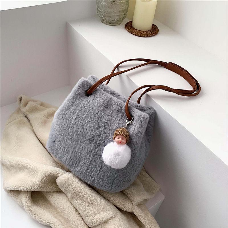 Autumn and Winter One-shoulder Big Bag Lady Shopping Bag All-match Messenger Bag Large-capacity Fashion Plush Handbag