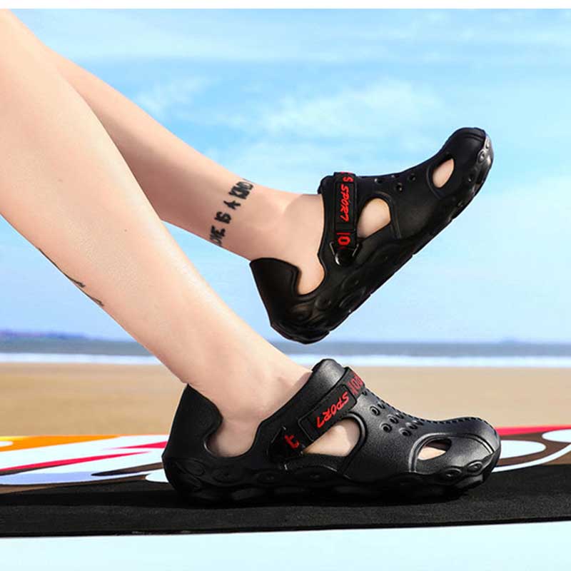 Men's Sandals Summer Outdoor Breathable Beach Hole Shoes Soft Bottom Hollow Slippers Men