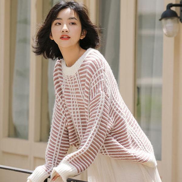 Autumn and Winter Sweaters Loose and Lazy Japanese Outer Wear College Style Round Neck Student  Knitted Sweater