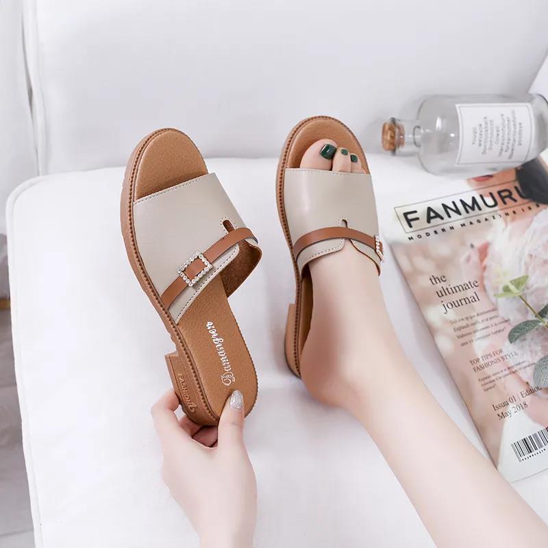 Women's Spring and Summer Plus Size Low Heel Slippers Versatile Casual Outdoor Versatile Thick Heel Slippers