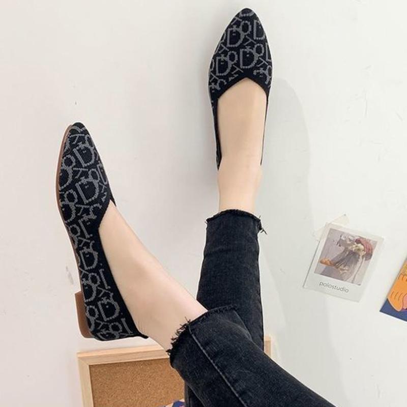 Casual Lazy Beanie Shoes Women's All-match Breathable Flying Woven Flat-bottomed Mother's Shoes Single Shoes