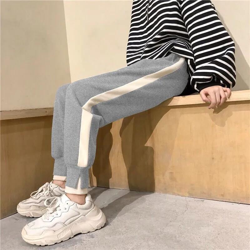 Autumn and Winter Plus Velvet Thick Harlan Pants Female Students Korean Version of Loose and Versatile Outer Wear Casual Footwear Sports Trousers