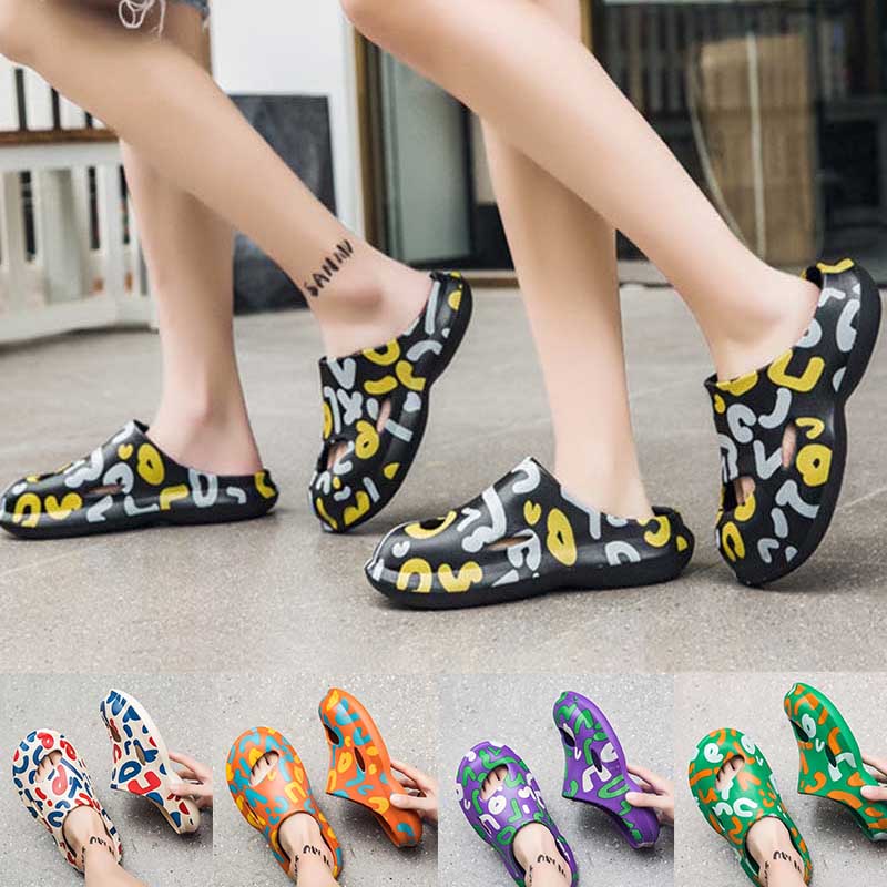 Summer Beach Cave Shoes Men's Sandals Soft Sole Toe Non-slip Outer Wear Sandals and Slippers