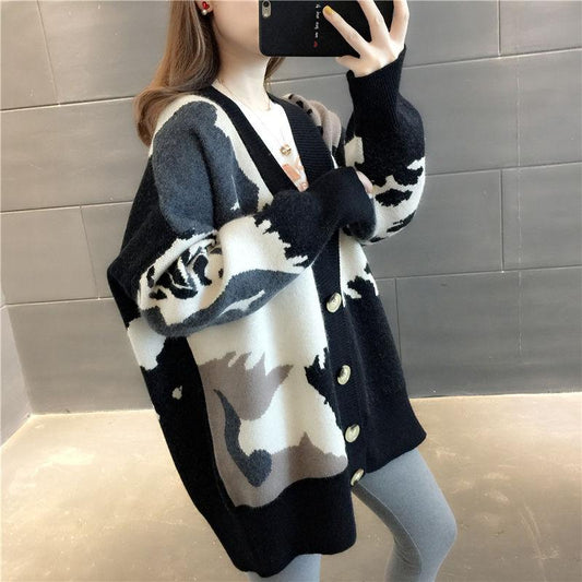 Autumn and Winter Thick Wool Sweater Women's Color Matching Button Cardigan Loose Long-sleeved Coat