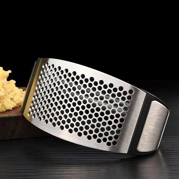 Household Garlic Peeler Stainless Steel Minced Garlic Production Tool Circular Manual Garlic Pounding Tool Garlic Minced Garlic Press