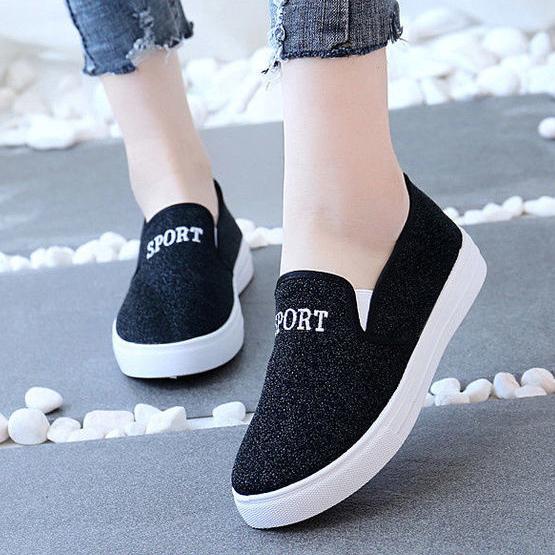 Women Summer Light Shoes Female Breathable Cloth Flat Shoes Non Slip Soft Sole Versatile Antiskid Casual Shoes