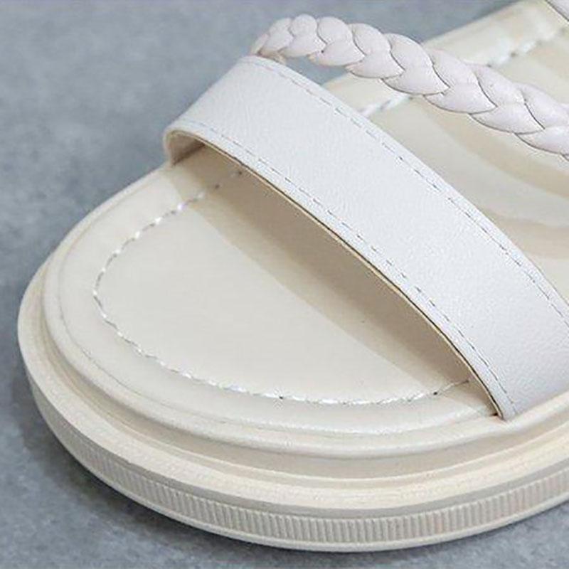 Summer Women's Sandals and Slippers Outer Wear Fashionable Sandals Flat-bottomed Shoes Two-wear Comfortable