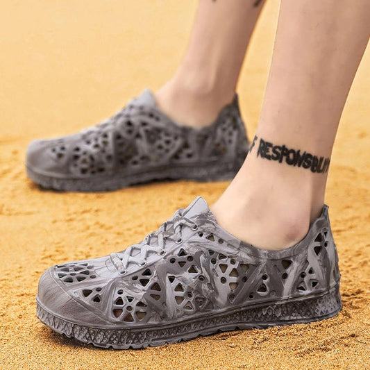 Men's Sandals Summer Soft-soled Student Non-slip Beach Shoes Thick-soled Camouflage Hole Shoes One-piece Plastic Sandals