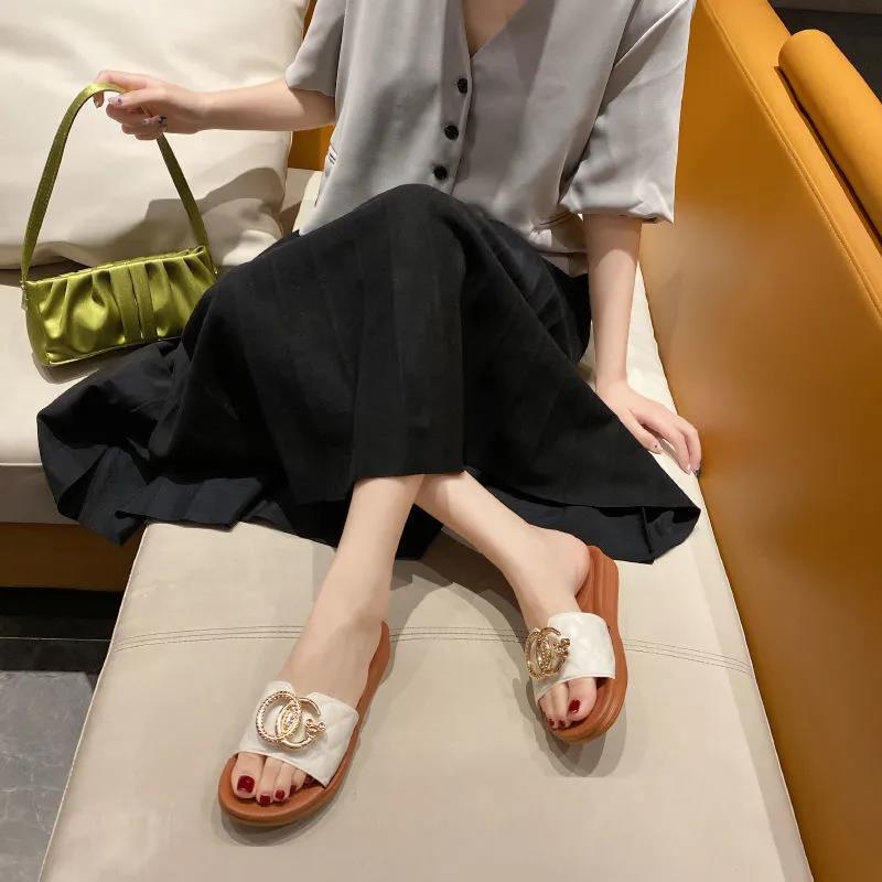 Summer Flat Slippers Women's Solid Color Outer Wear Soft Bottom Non-slip Slippers