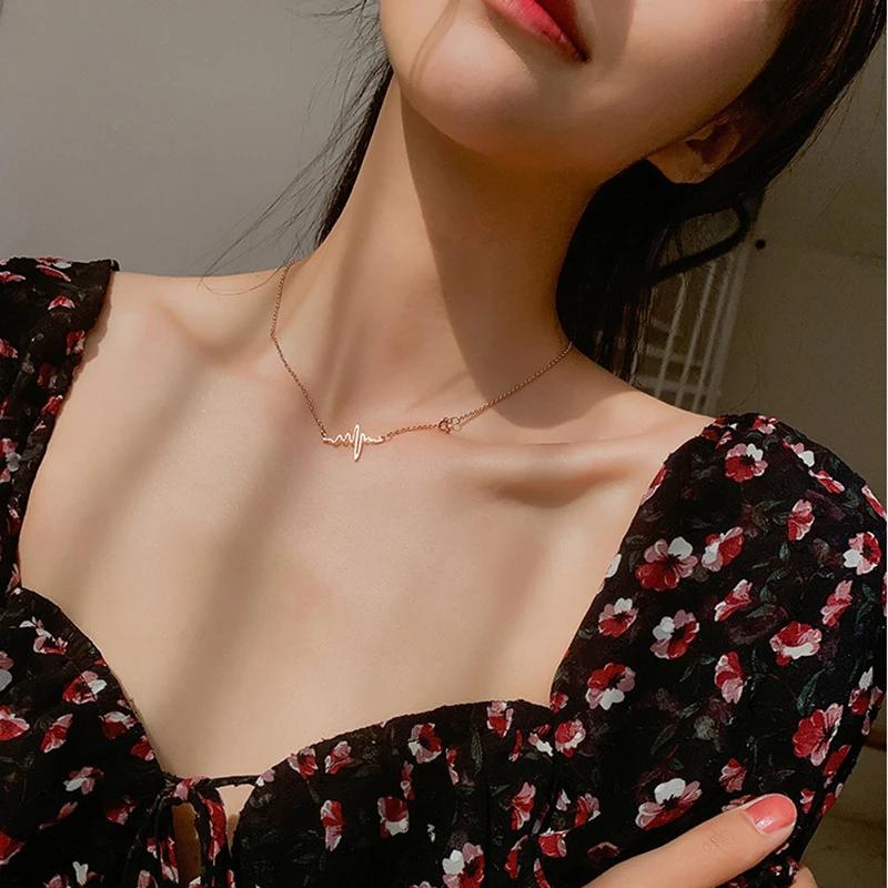 ECG Necklace Titanium Steel Clavicle Chain Pendant Necklace Send Friend Jewelry Personalized Ornaments Chain Necklaces Rose Gold  Choker