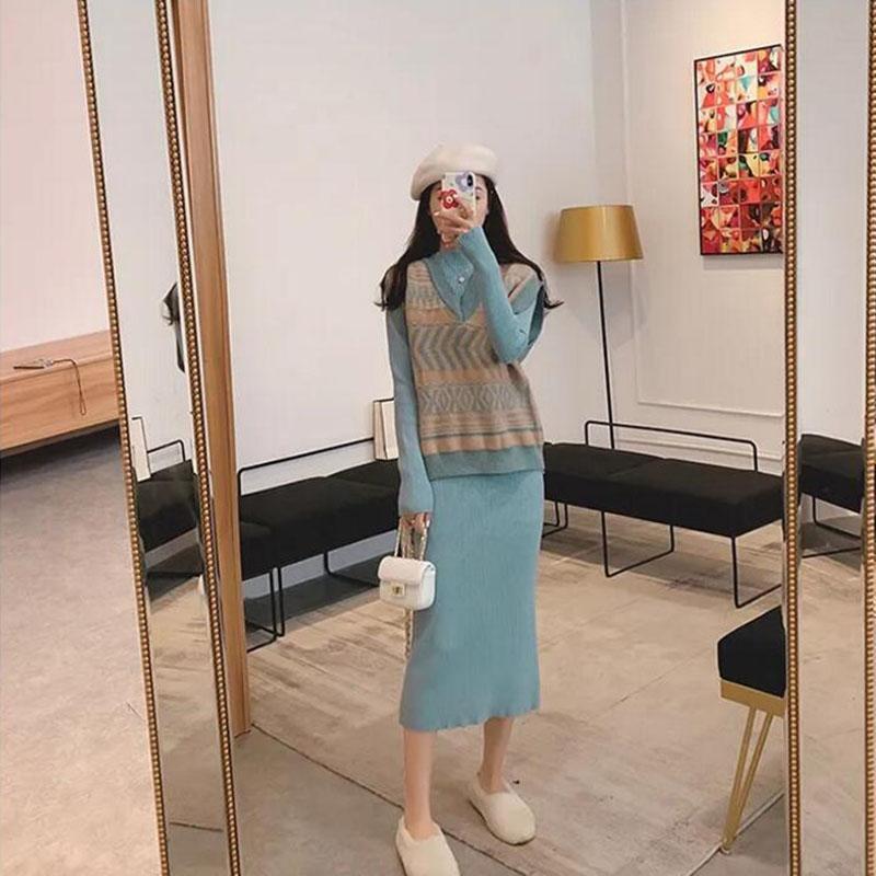Women's Woolen Skirt Suit Autumn and Winter Retro Rhombus Print Knitted Vest and Turtleneck Sweater Skirt Two-piece set Ladies Outfits