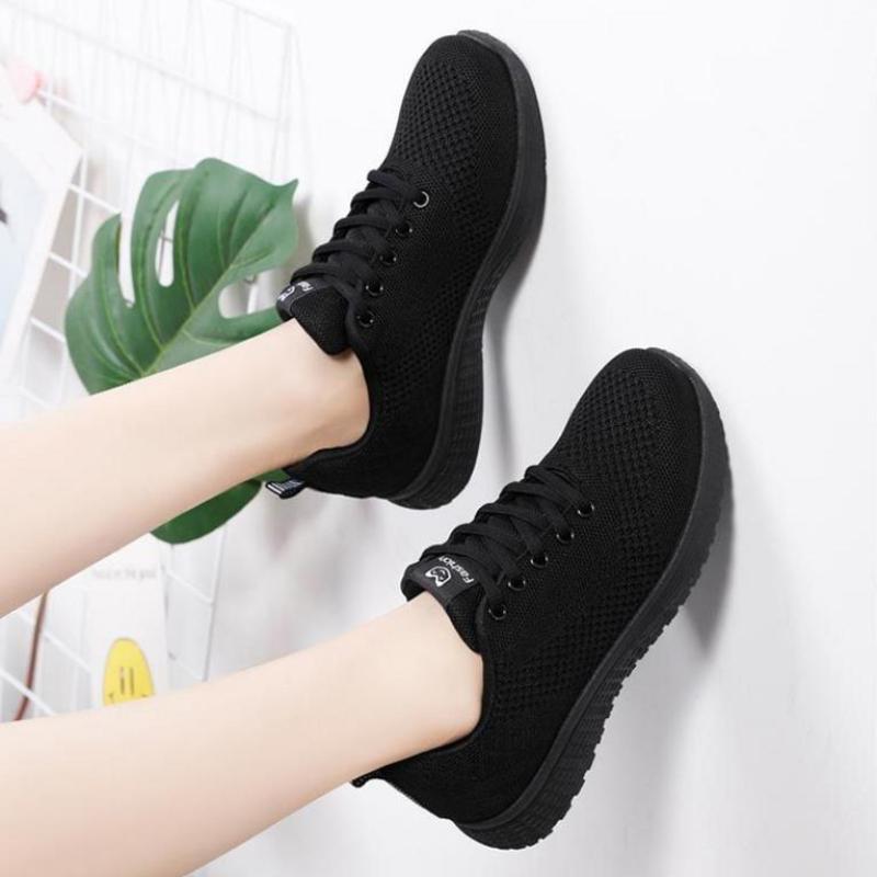 Spring Summer Sports Shoes Women's Ultralight Running Shoes Lightweight Soft Bottom Shock Absorption Fitness Casual Shoes