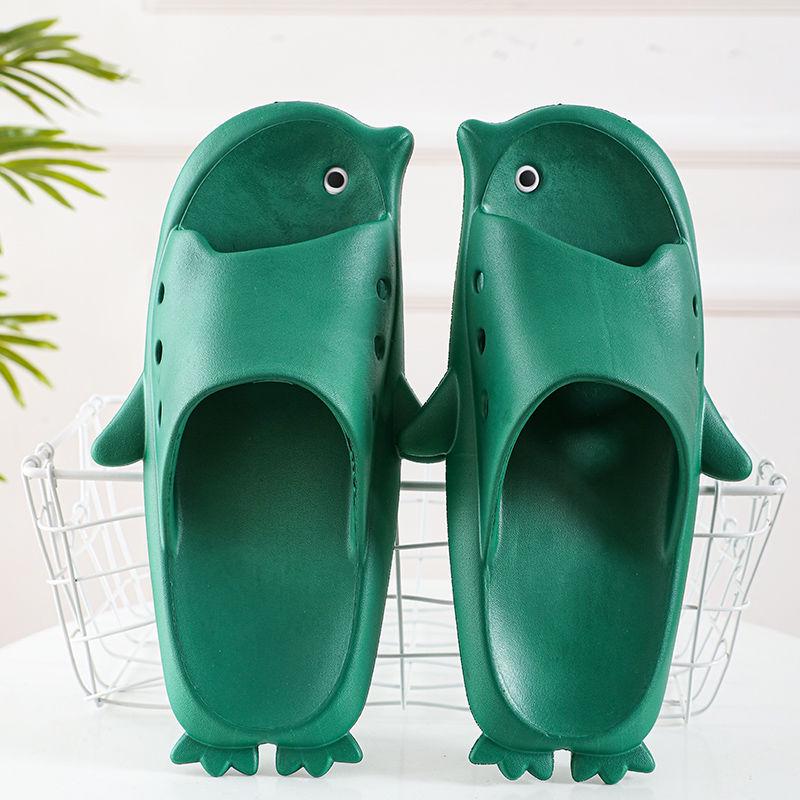 Cartoon Penguin Slippers Male Summer Cute Men and Women Couple Personality Word Sandals and Slippers Summer Beach Sand