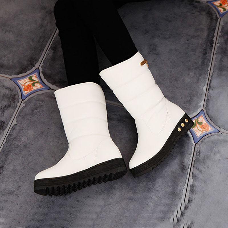 Winter Snow Boots Women's Cotton Shoes Flat Heel Thick-soled Anti-skid Leather Waterproof Mid-tube Boots Warm Cotton Shoes