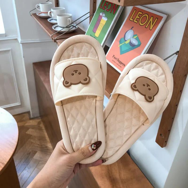 Female Summer Cute Cartoon Girl Heart Soft Bottom Non-slip Sandals Indoor and Outdoor Wear Drag Lightweight Non-slip Home Slippers