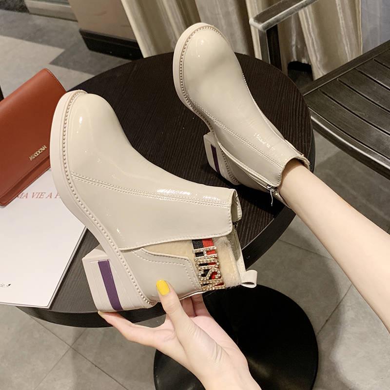 Women Boots Low Block Heels Bullock Boots Female Pointed Toe Ladies Brogues