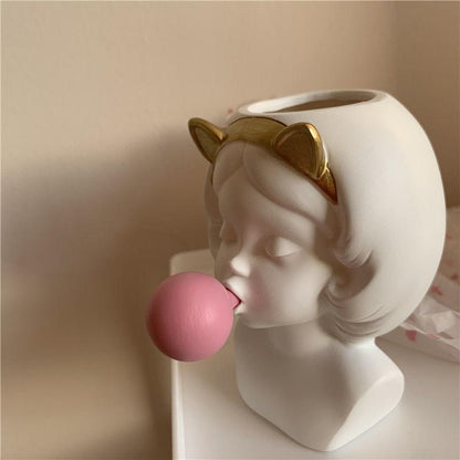 Ins Blowing Bubble Girl Pen Holder Student Girl Heart Desktop Sculpture Makeup Brush Storage Bucket Vase Ornament Decoration
