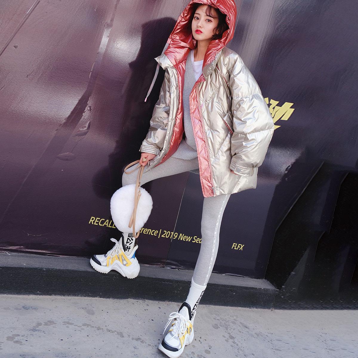 Winter White Duck Down Loose Hood Contrast Color Short Bread Jacket Ladies Down Jacket