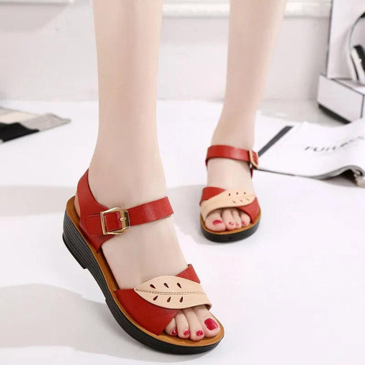 Sandals for Middle-aged and Elderly Women Flat-soled Comfortable Soft-soled Non-slip Middle-aged Women's Sandals New Summer Sandals