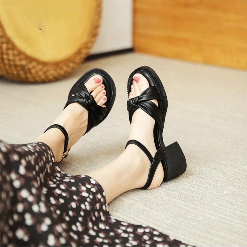Solid Color Braided Sandals Women's All-match Fashion Thick Heel Soft Leather One-word Buckle Strap Fairy Style Women's Shoes with Skirts
