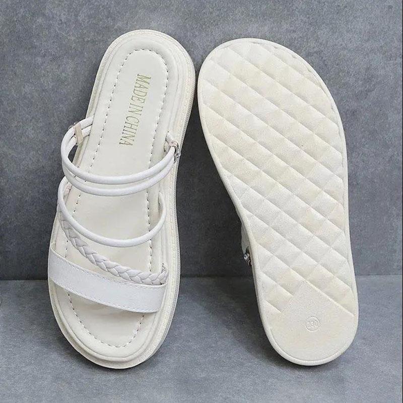 Summer Women's Sandals and Slippers Outer Wear Fashionable Sandals Flat-bottomed Shoes Two-wear Comfortable