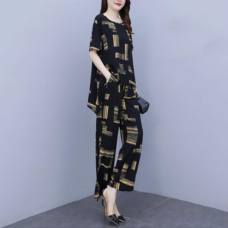 Black Printed Large Size Women's Summer Suit Casual Age-reducing Wide-leg Pants + Short-sleeved Round Neck Shirt Two-piece Set