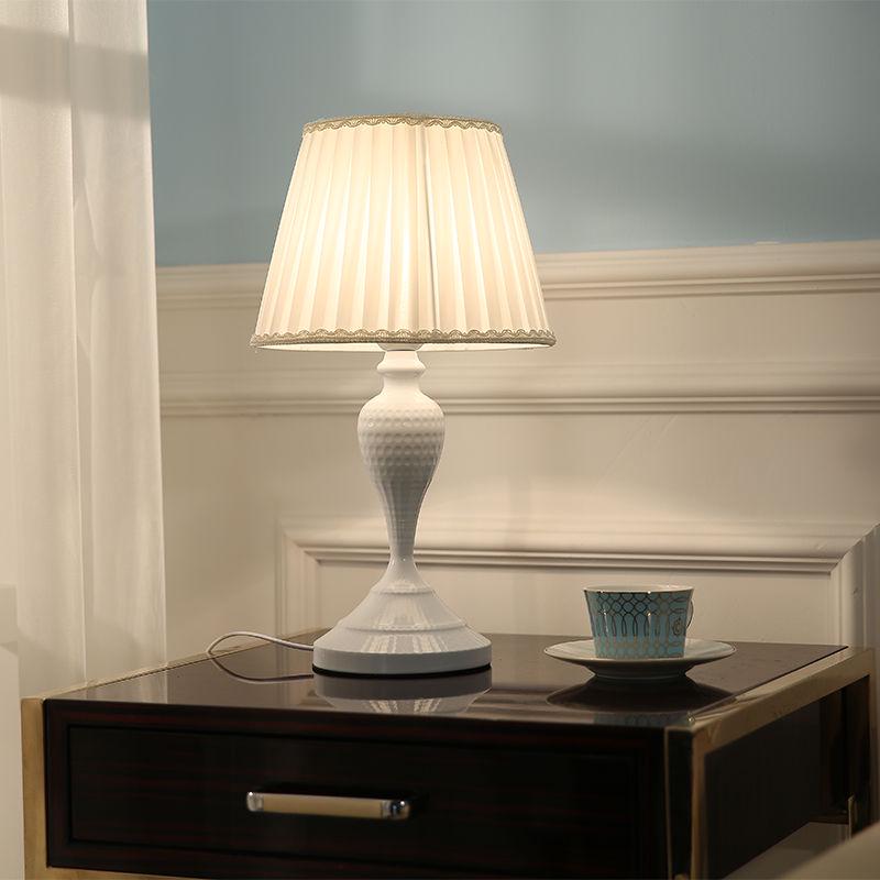Luxury Table Lamp Living Room Button Switch Bedroom Bedside Table Lights Fabric Home Decoration