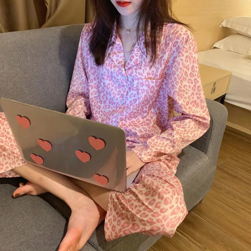 Women's Autumn Winter Sexy Leopard Printing Pajamas Long-sleeved Lapel Loose Homewear Suit Casual Out Wear Pyjamas Set Female Comfortable Nightgowns