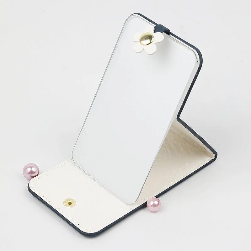 Portable HD Thin Makeup Mirror PU Ladies Hand-held Collapsible Must-have Makeup for Travel Appointment Flower Patton