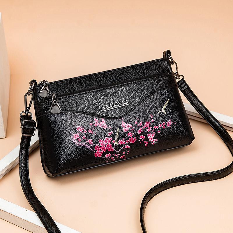 Women Shoulder Messenger Bags Casual Female Crossbody Bags Portable PU Leather Multi-Layer Large Capacity Classic Soft Surface
