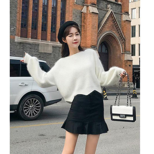 White Short Fashion Coat Autumn and Winter Loose Lantern Sleeve  Thick Sweater