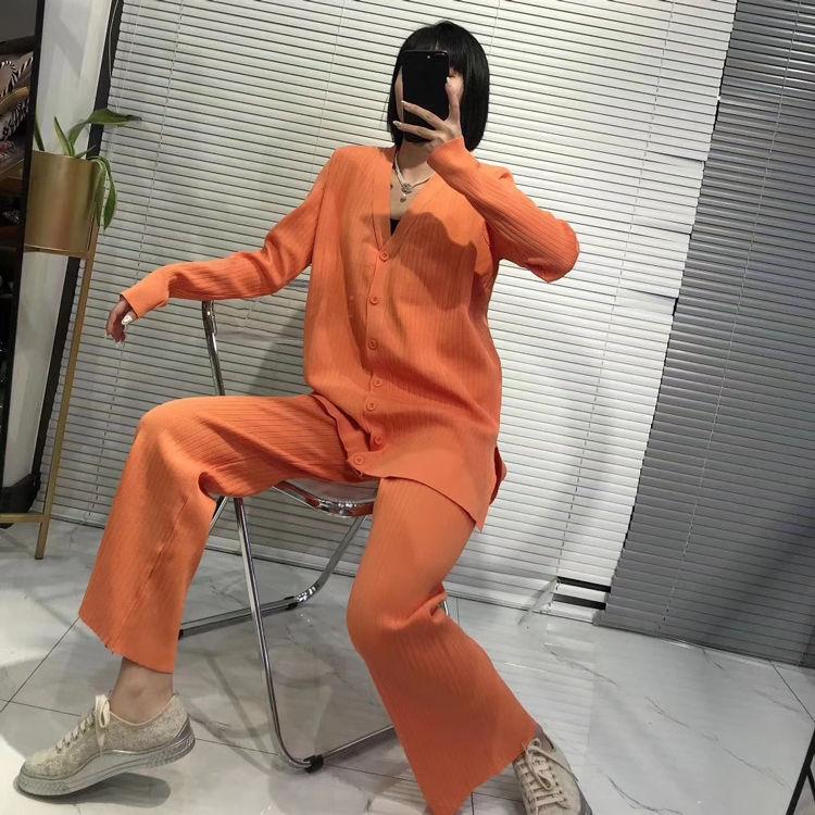 2PCS Women's Solid Color Suit Autumn and Winter Knitted V-neck Cardigan Jacket + Casual Straight Wide Leg Pants Two-piece Suit Loose Casual Sets