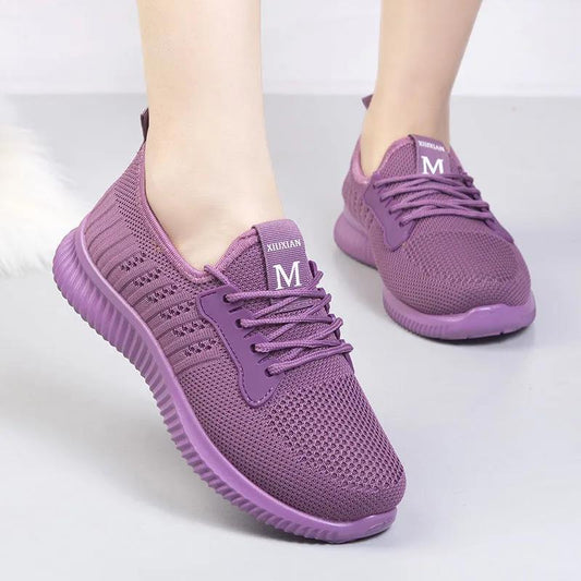 Cotton Shoes Women's Winter Plus Velvet Old Beijing Warm and Comfortable Cotton Boots Non-slip Soft-soled Snow Boots Flat Thick