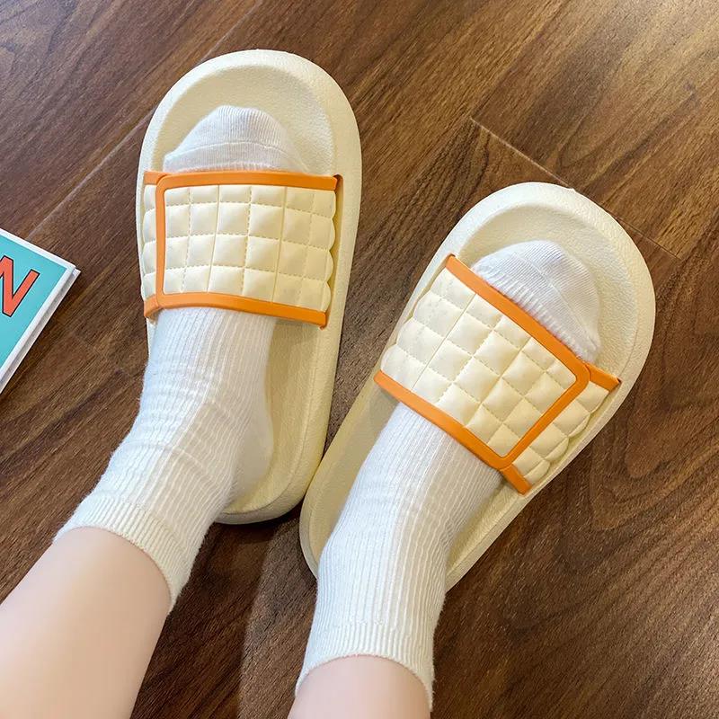 Women's Summer Slippers Soft Bottom Outer Wear Non-slip Indoor Slippers